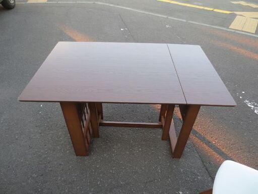 120㎝ 伸長式 ダイニングセット 回転椅子×2脚∔ベンチ付き　ダイニング4点セット マガジンラック付き　跳ね上げ バタフライ 4人掛