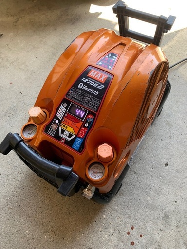 高圧コンプレッサー  整備済み　マックスAK-HH-HL1270E2