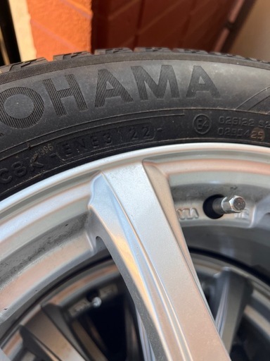 205/55R16   ヨコハマIG60 スタッドレスタイヤ　