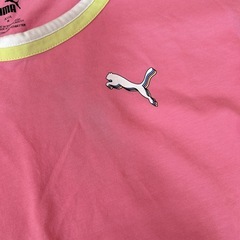 PUMA プーマ レディース M 濃いピンク ロゴプリント ショート丈 美品⭐︎の画像