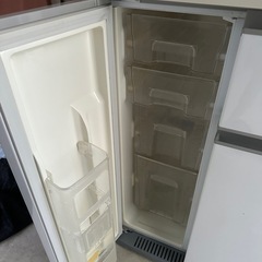 SHARP冷蔵庫
の画像