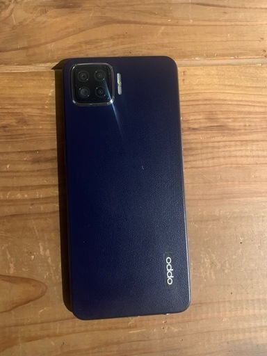 OPPO　A73　64GB
