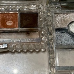 化粧品  アイシャドウセットの画像