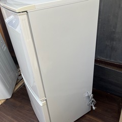 SHARP 137L 2ドア冷蔵庫 SJ-D14A-W 2014年製 0515の画像