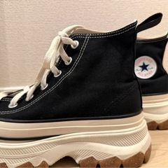 CONVERSE プラットフォームハイカットスニーカー ブラックの画像