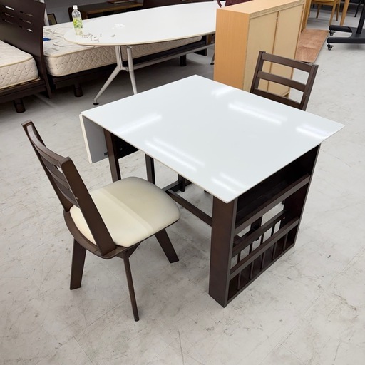 【超美品‼️】定価45,490円♪ 現行モデル ニトリ  4人掛け伸長式ダイニングテーブルセット ロピア2 片側ベンチ マガジンラック