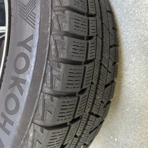 50系プリウス スタッドレス4本セット 195/65R15 ヨコハマ ホイール付き 製造2019年  溝あり