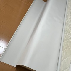 つっぱり遮光ロールスクリーン(RS06 WH 180X200)の画像
