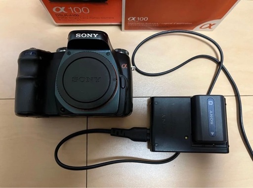 SONY α100 DSLR-A100 デジタル一眼レフカメラ
