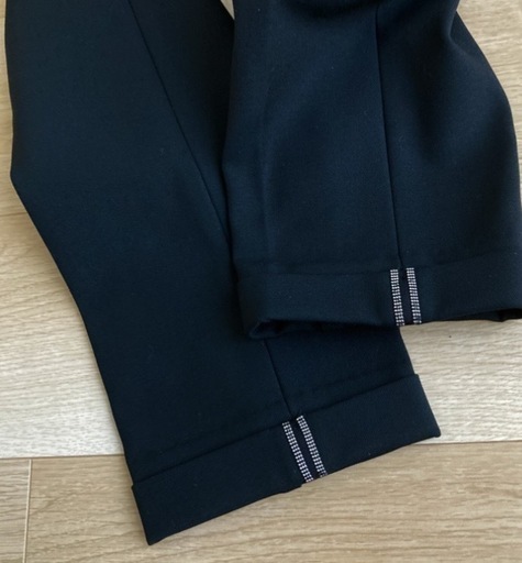 新品　ブランベール　ブラック　スラックス　パンツ　黒　36 テーパード　S