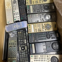 リモコン　　　やく124個まとめ売りの画像