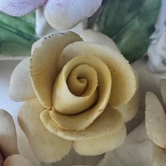 イタリア製 CAPODIMONTE 陶花アート 額入りの画像
