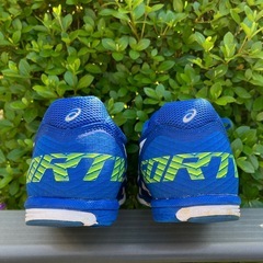 asicsランニングシューズの画像