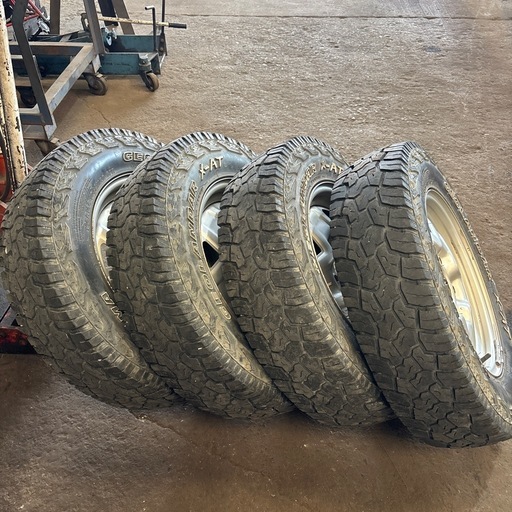 ジムニー   195R16 　