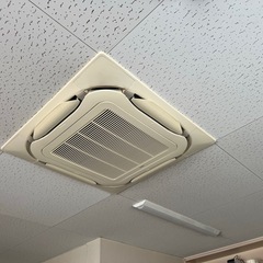 業務用天カセエアコンクリーニング