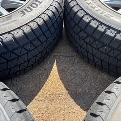 265/65R17 8部山 ブリヂストン ブリザック DM-V3 アルミ付 4本の画像