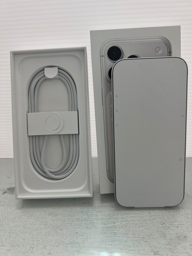 新品　iPhone 17Pro 256GB シルバー　 iPhone17pro 256gb シルバー Telefon APPLE iPhone 17 Pro 5G, 256GB 