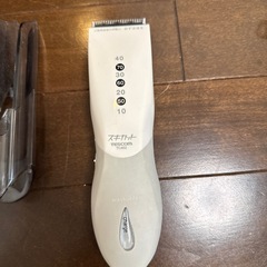 [中古] テスコム 電動バリカン スキカット（TC402）アタッチメント・充電器フルセット【700円】の画像