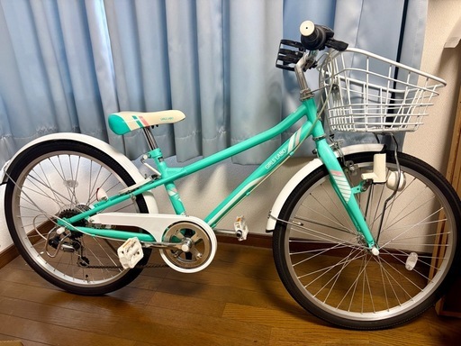 【決まりました】【屋内保管　使用4回】　子供（女の子）用　24インチ　自転車
