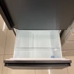 【トレファク足立扇店】３ドア冷蔵庫 TOSHIBA GR-W33SC 2025年製 326L販売中です。の画像