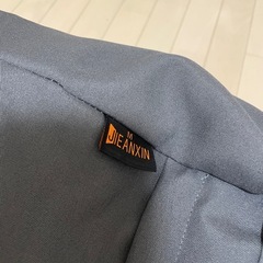 人をダメにするビーズソファの画像