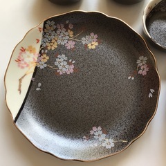 【新品未使用】桜柄 和食器セット 黒 大皿 大鉢 小鉢 化粧箱付の画像