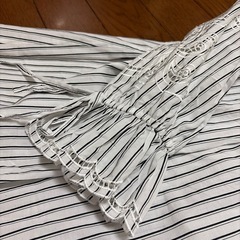 美品　ジャスグリッティー　刺繍ブラウスの画像