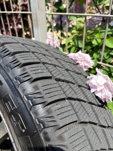スタッドレスタイヤ　ホイール4本セット　195/65R15