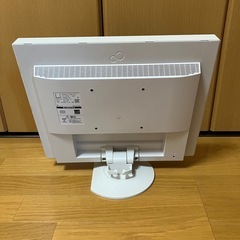 17インチ スクエアモニター 富士通製の画像