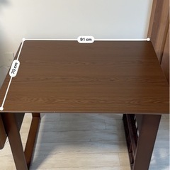 ニトリ ダイニングテーブル＆イスの画像