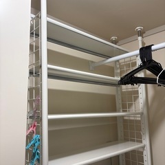 突っ張り棚の画像