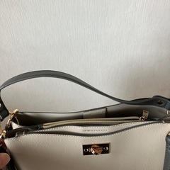 合成皮革　ハンドバックの画像