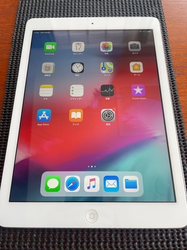 Apple iPad Air
 シルバー 16GB Wi-Fi+Cellular