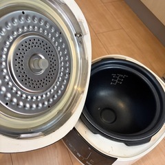 T-fal 電気圧力鍋の画像