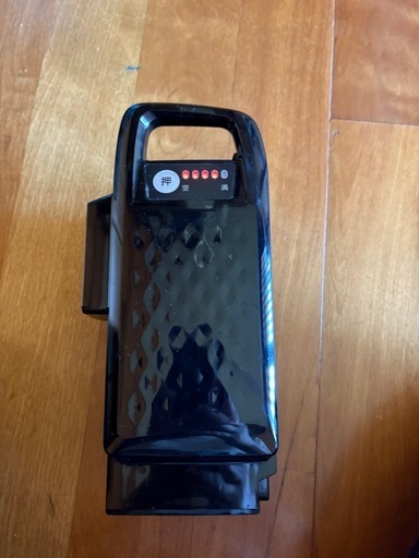 手渡し限定価格！！
電動自転車用バッテリーと充電器　Panasonic 