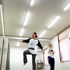 楽しく体を動かしたい方、ぜひ一緒にダンスしませんか？✨ ✨の画像