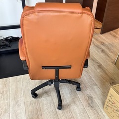 ゲーミングチェアの画像