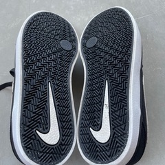 ナイキ　NIKE  シューズ  23.5
の画像