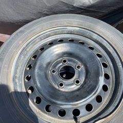 205/55R16のタイヤの画像
