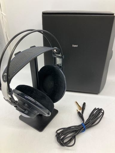 【トレファク足立扇店】ｵｰﾌﾟﾝ型ｽﾀｼﾞｵﾍｯﾄﾞﾎﾝ AKG K702 付属品完備 