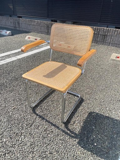 ラタンチェア