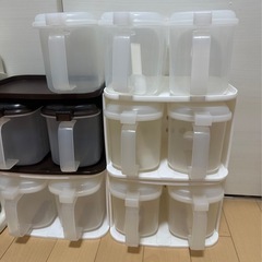 調味料ポット　餌入れ　おやつ入れ　　の画像
