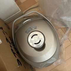 壊れた炊飯器の画像