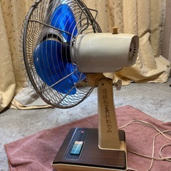 動きます！　レトロな扇風機の画像