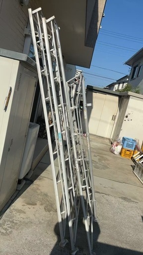 きゃたつ　小5000円　大8000円