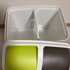 ゴミ箱の画像