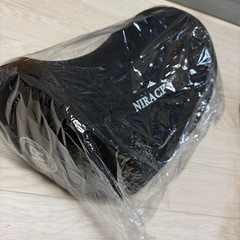車グッズ　首クッション　腰クッションの画像