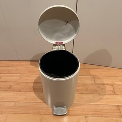 brabantia   ゴミ箱の画像