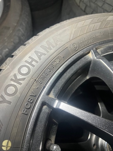 155/65r14スタンドレスタイヤヨコハマ38週2023年製とアルミホイール4本セット