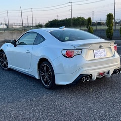トヨタ 86 平成25年です 距離6万です 車検2年付きです コミコミ値段の画像